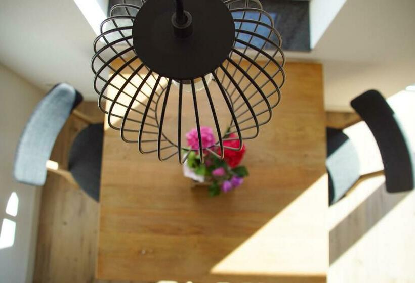 مبيت وإفطار Vertoeven Bij Verhoeven