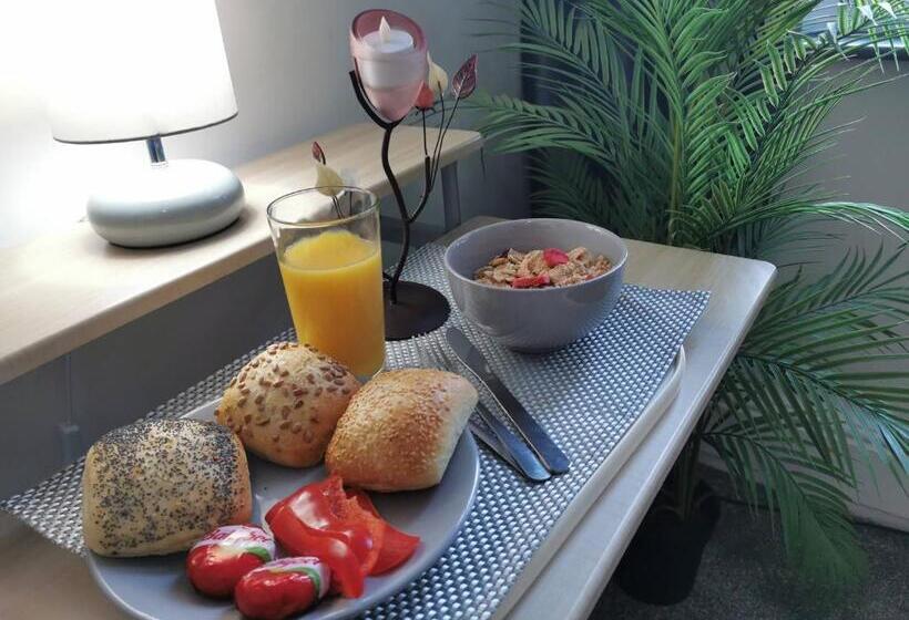 Bentley House With En Suites