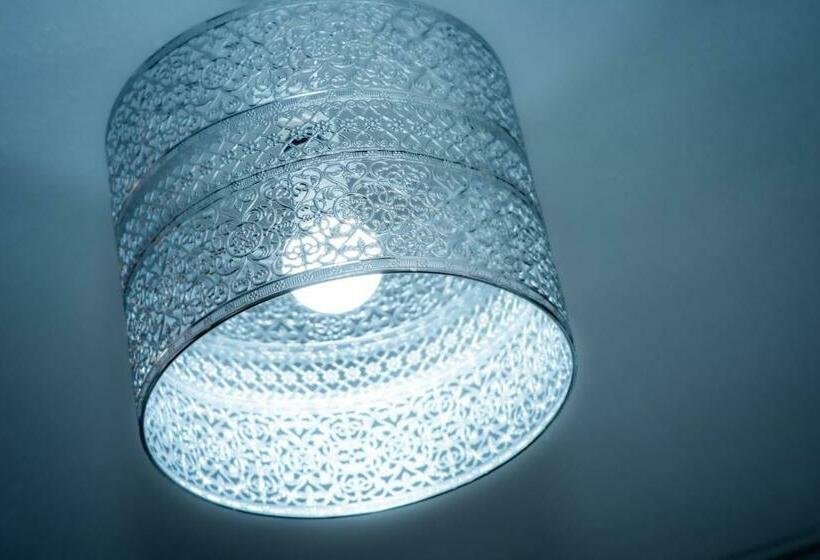 Bentley House With En Suites