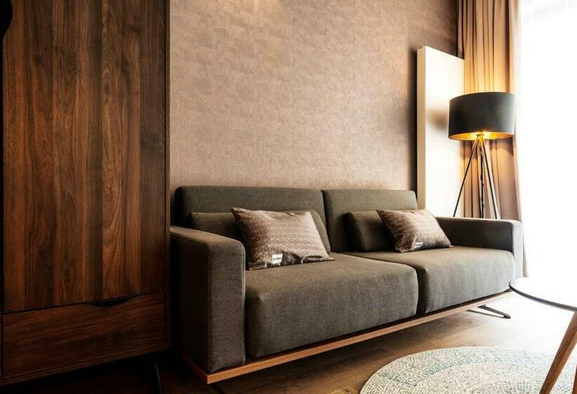 Blackhome Graz I Contactless Check In