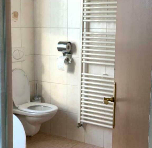 Blue Mountain Hostel