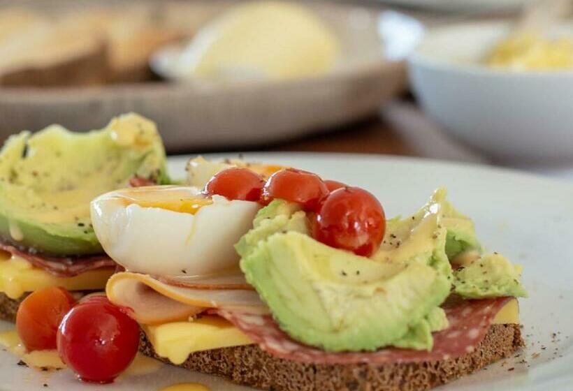 Erika27 Top B&b Choice