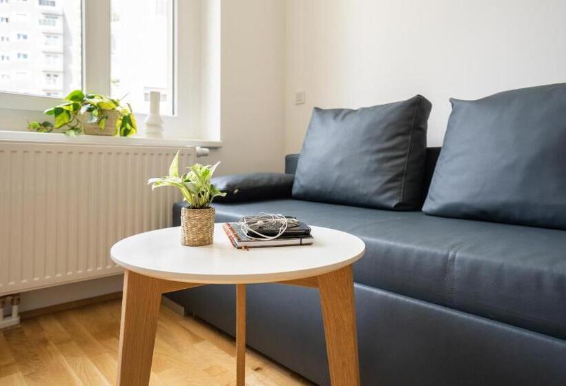 Feelgood Apartments Smartliving | Contactless Check In