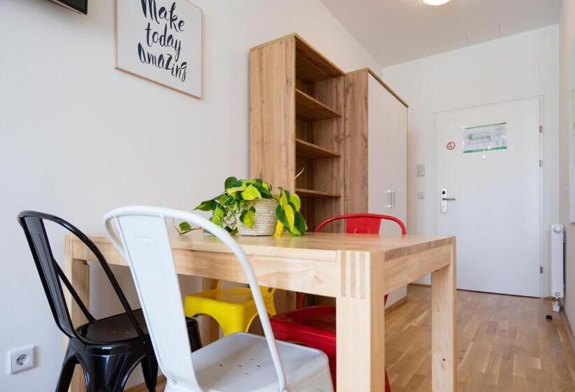 Feelgood Apartments Smartliving | Contactless Check In