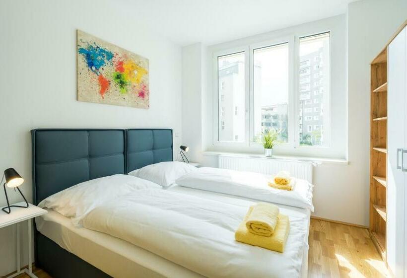 Feelgood Apartments Smartliving | Contactless Check In