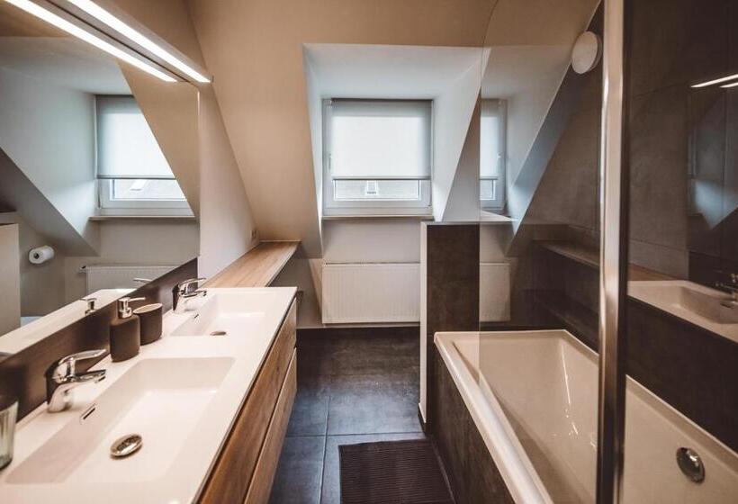 Hdc Nivelles Grand Place