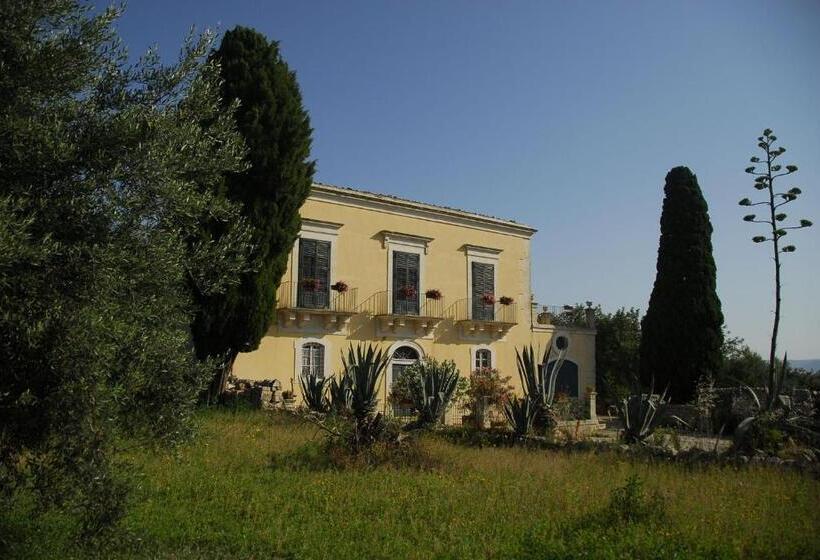 Отель Agriturismo Baglio Calanchi