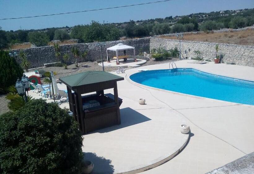 Отель Agriturismo Baglio Calanchi