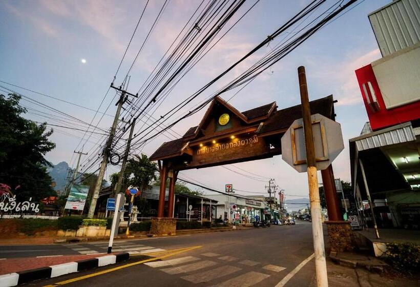 בית מלון כפרי Baan Chai Dan