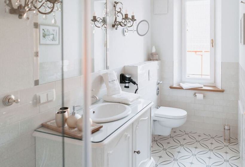 ホテル Das Betthupferl