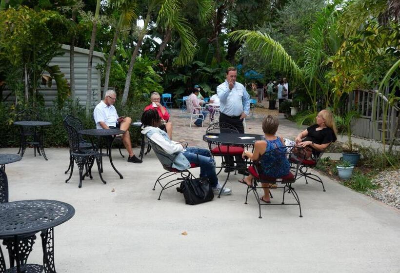 酒店 Manatee Palms