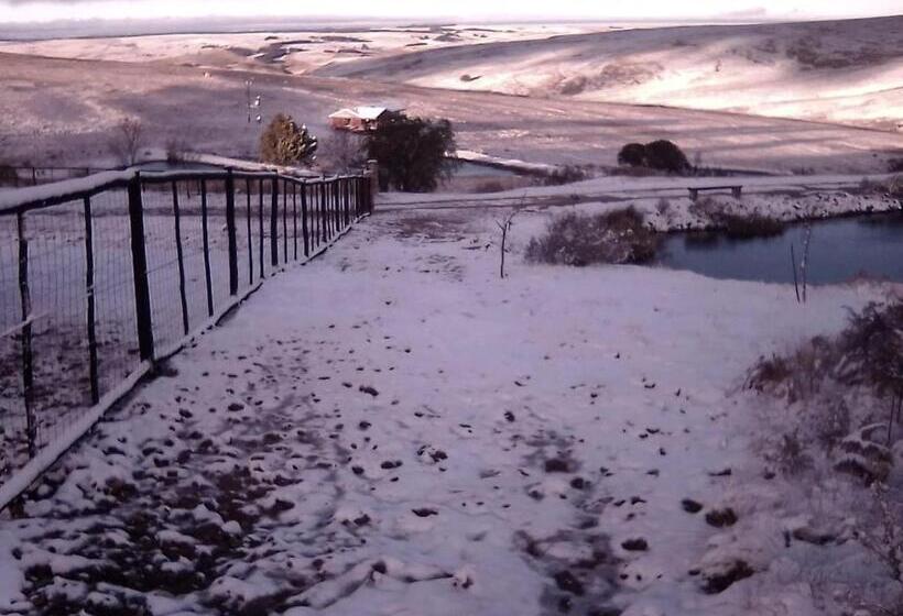 בית מלון כפרי Moonlight Meadows Just Outside Dullstoom