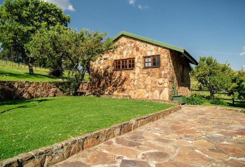 בית מלון כפרי Moonlight Meadows Just Outside Dullstoom