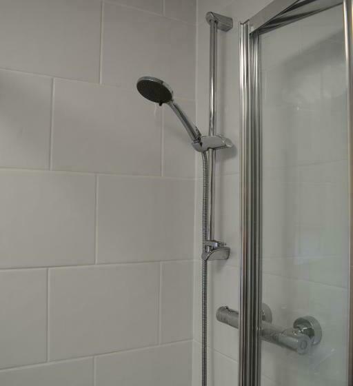 酒店 Riverside House