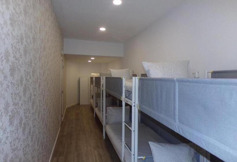 Majestic Hostel Porto