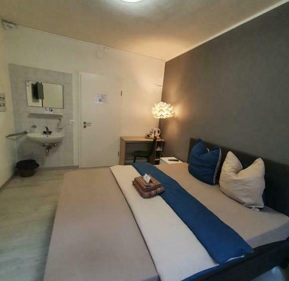 ペンション 7rooms Grancia