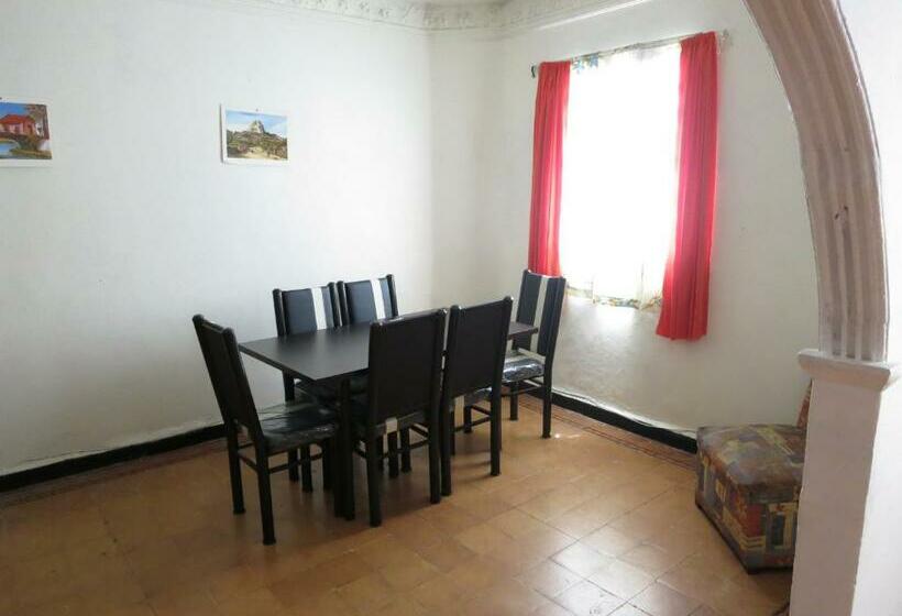 ペンション Amplio Departamento Para Grupos O Familias