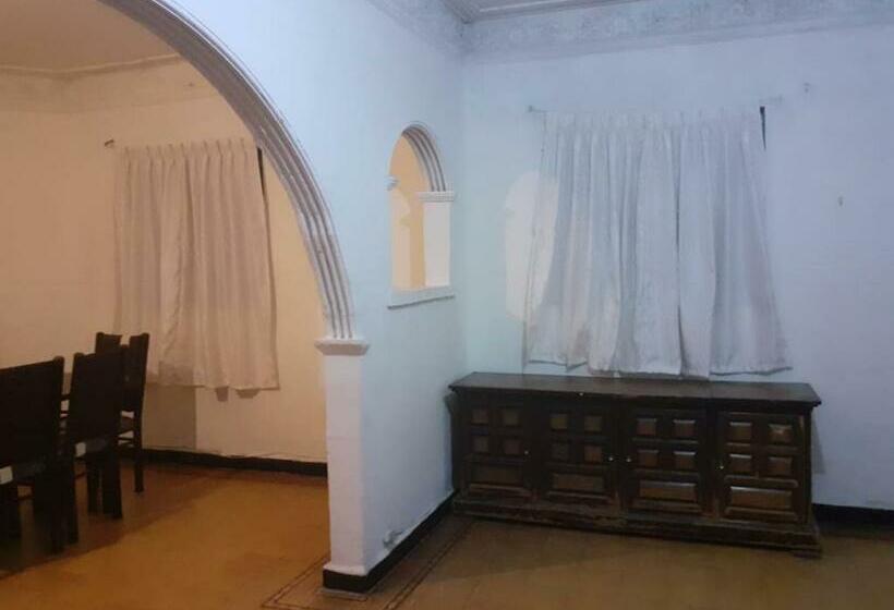 ペンション Amplio Departamento Para Grupos O Familias