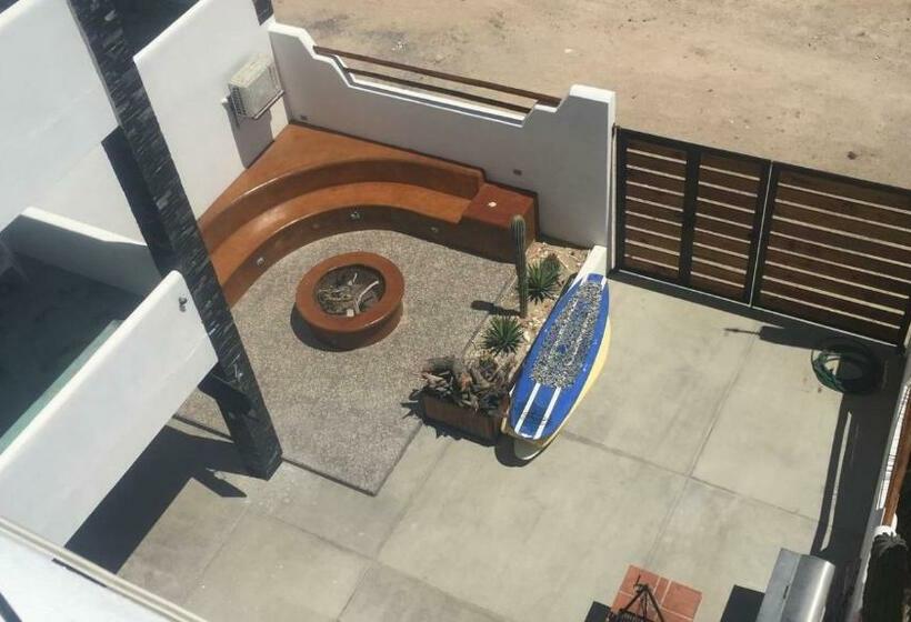 펜션 Casa Arrecife Tortuga 3, Beach Is Steps Away! Fast Internet, Private Cozy Room!