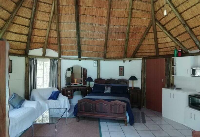 膳宿费 Clarens Socialites, Thatch Cottage #1