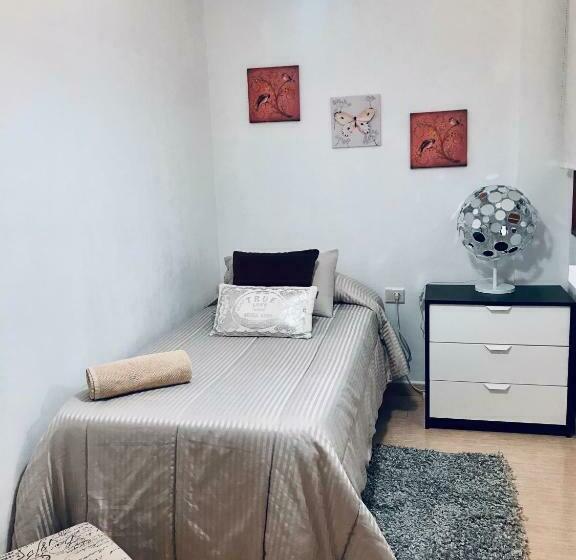 Пансион Cã©ntrica Y Acogedora Habitaciã³n