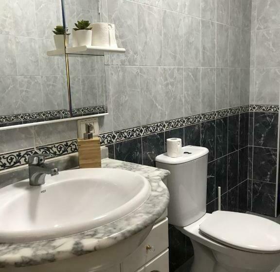 Пансион Cã©ntrica Y Acogedora Habitaciã³n