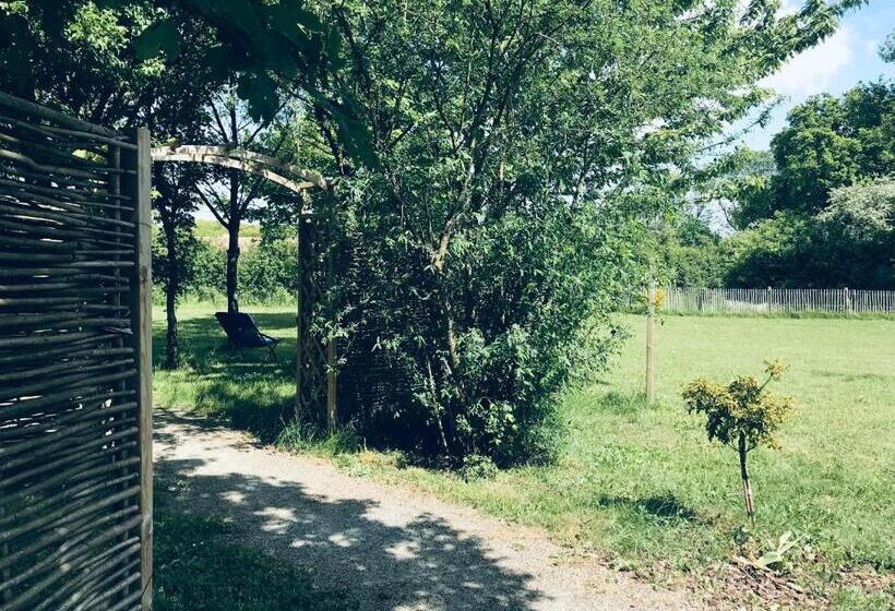 פנסיון Cottage Du Garlai