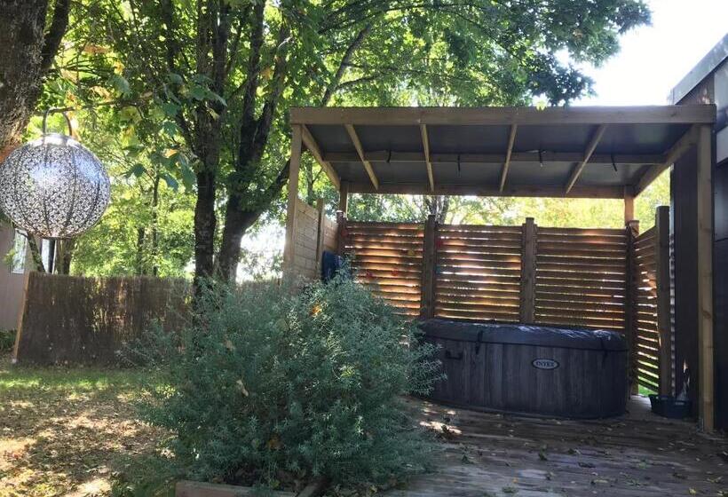 פנסיון Cottage Du Garlai