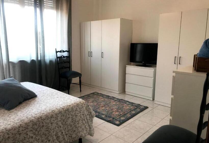 פנסיון Guest House Micini