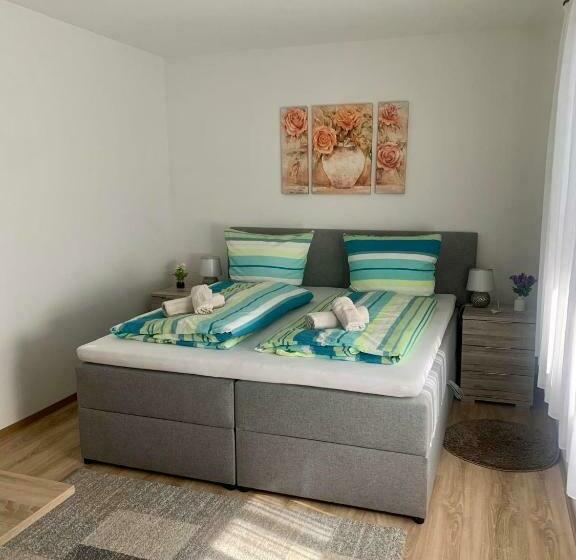 펜션 Haus Am Burghain