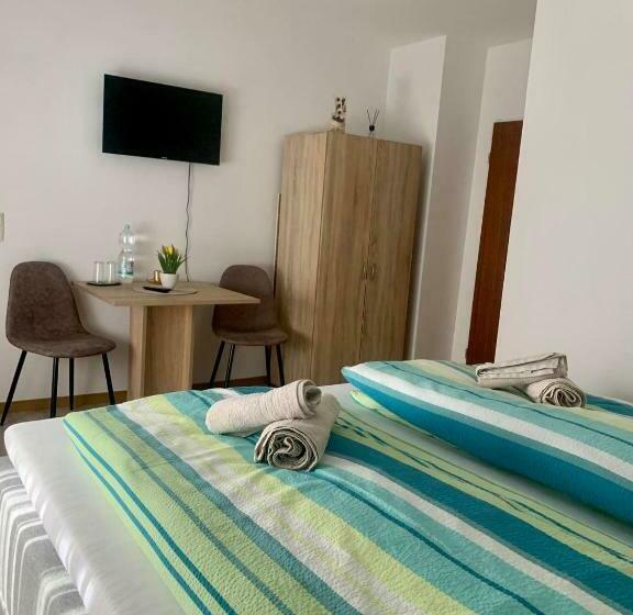 펜션 Haus Am Burghain