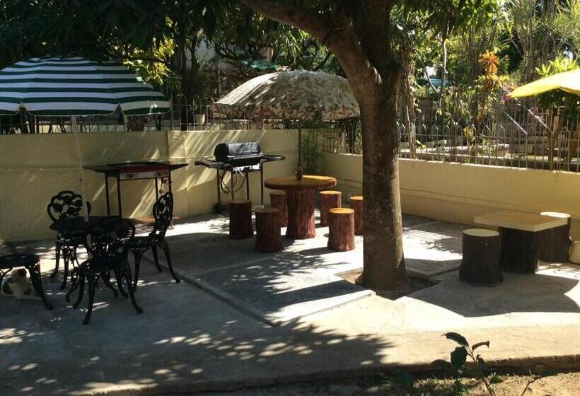 بنسيون Hundred Islands Guest House