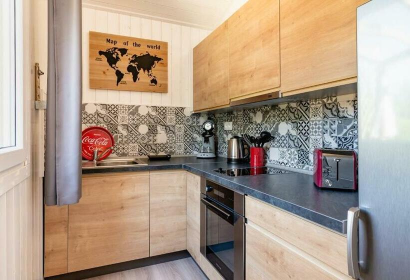 ペンション Les Minis Homes Du Bugey   Eco Lodge City, Un Refuge En Hyper Centre