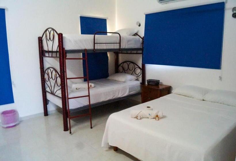 פנסיון Monserrat