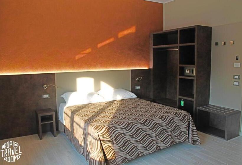 پانسیون People Travel Rooms