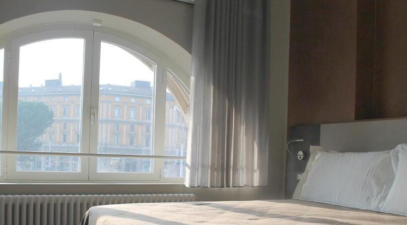 پانسیون People Travel Rooms