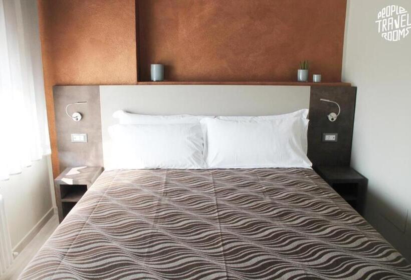 پانسیون People Travel Rooms