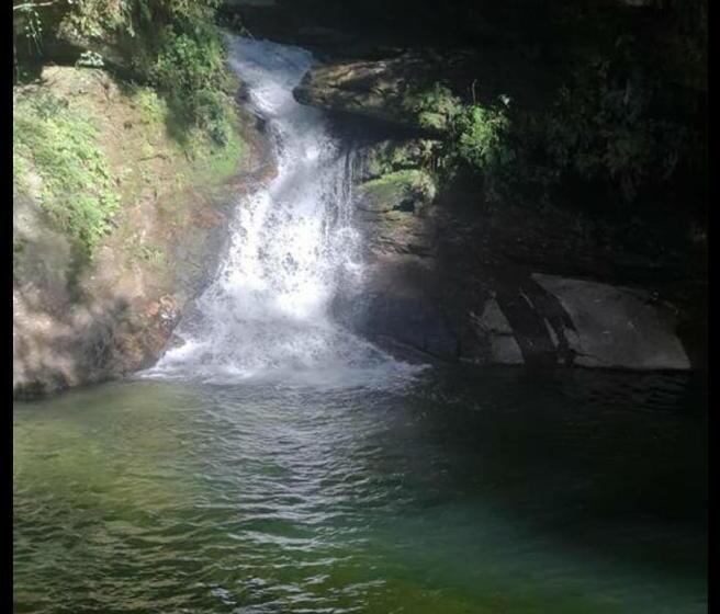 ペンション Pousada Cachoeira Esmeralda