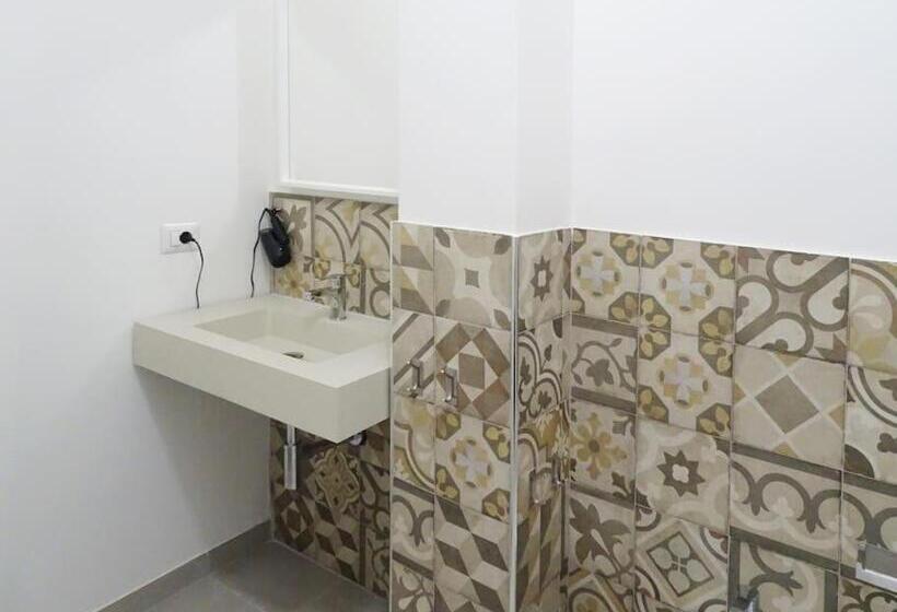 پانسیون Smart Rooms Pistoia