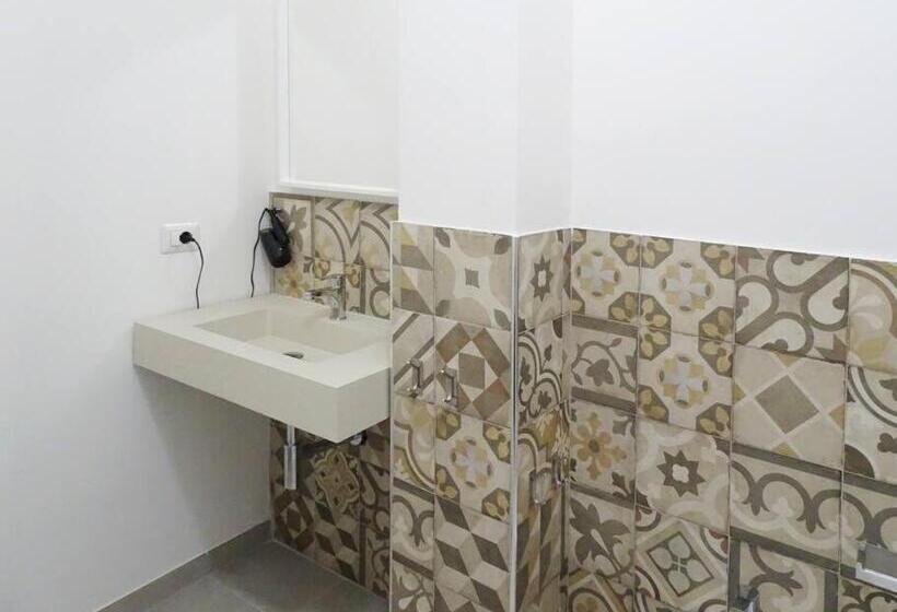 پانسیون Smart Rooms Pistoia