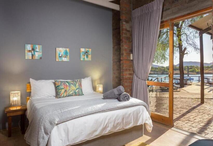 פנסיון Waschbank River Lodge