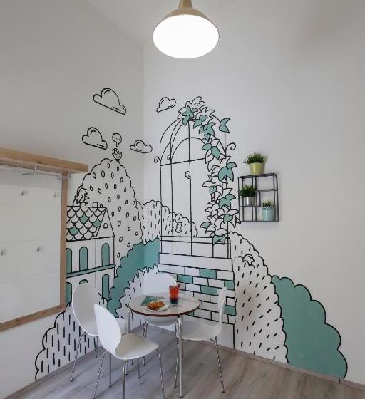 Uránia Apartmanház