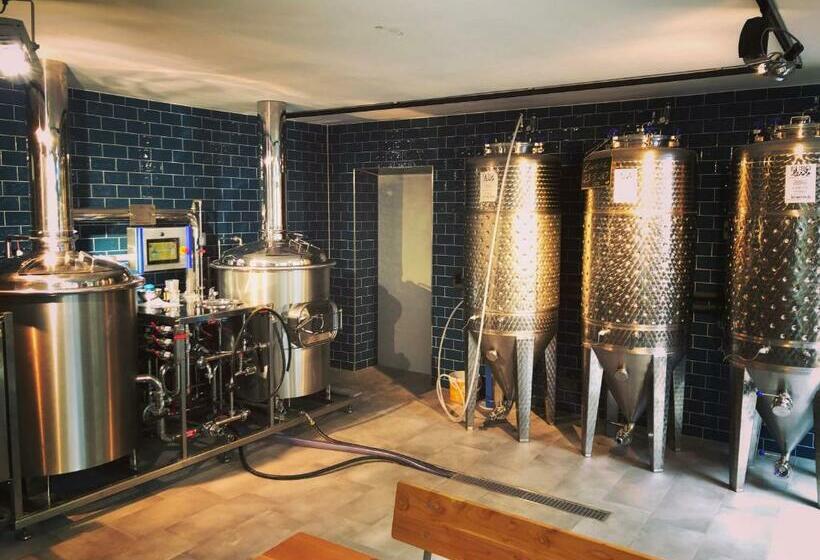 Общежитие Das Metzgerbräu Hotel & Brauereigasthof