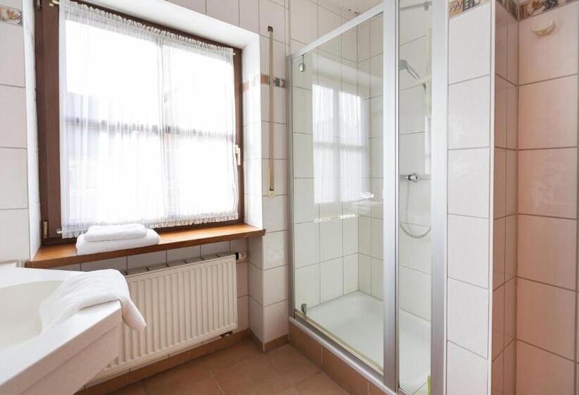 Общежитие Das Metzgerbräu Hotel & Brauereigasthof