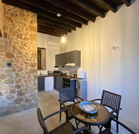 Общежитие Jasmine Lodge