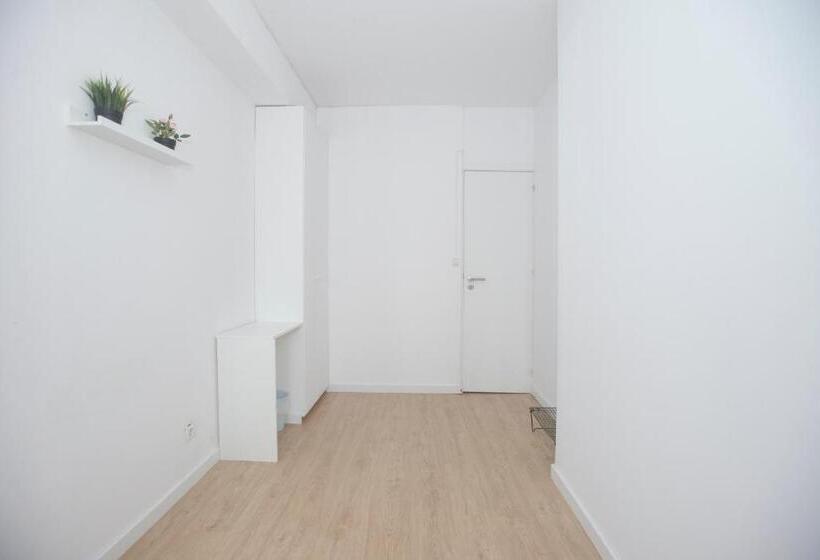 هاستل Porto Automatic