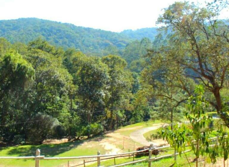 ユースホステル Sitio Arco Iris Da Lia