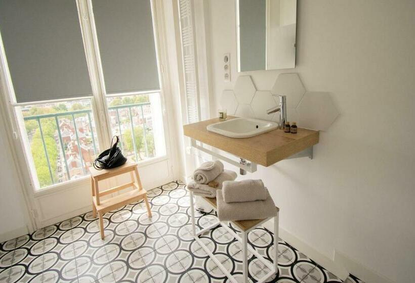 צימר 15ème Droite   Tour Perret   Centre Ville   4 étoiles