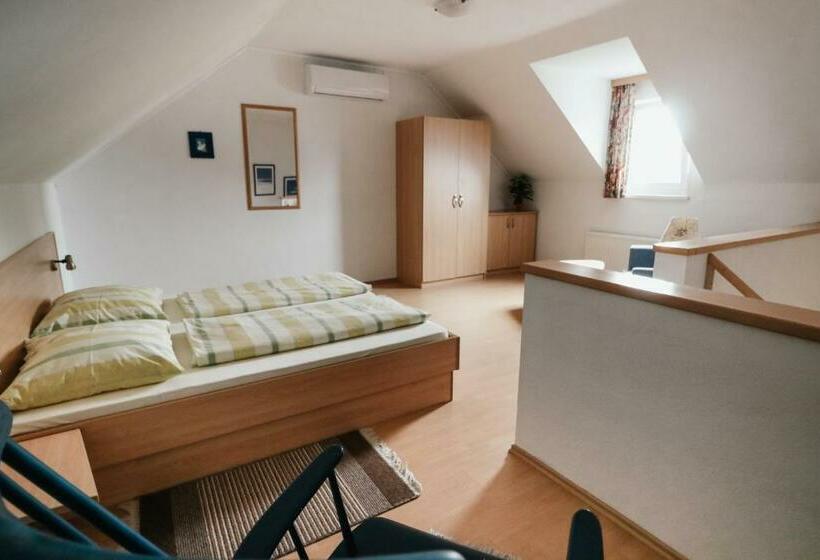 مبيت وإفطار Gästehaus Finklacke