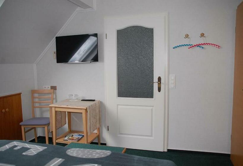 مبيت وإفطار Gästehaus Sylvie